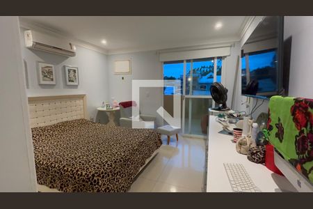 Quarto 1 de casa de condomínio à venda com 4 quartos, 360m² em Recreio dos Bandeirantes, Rio de Janeiro