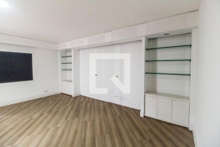 Suíte master de casa de condomínio à venda com 2 quartos, 780m² em Alphaville, Santana de Parnaíba
