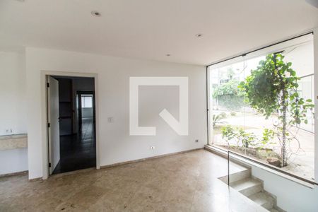 Sala de casa de condomínio à venda com 2 quartos, 780m² em Alphaville, Santana de Parnaíba
