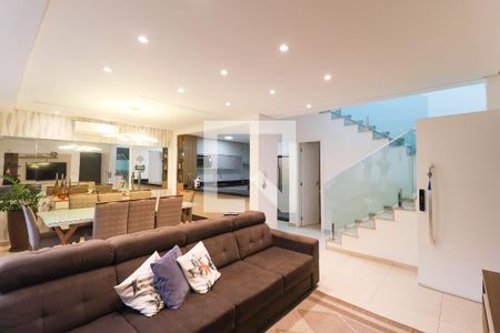 Casa de Condomínio à venda com 4 quartos, 177m² em Tucuruvi, São Paulo