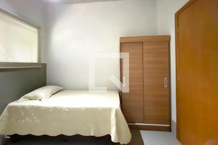 Suite 1 de casa à venda com 4 quartos, 400m² em Vila Oeste, Belo Horizonte