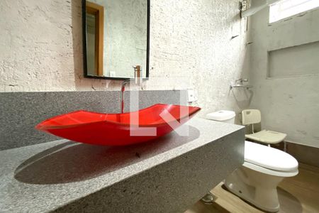 Banheiro da Suíte 1 de casa à venda com 4 quartos, 400m² em Vila Oeste, Belo Horizonte