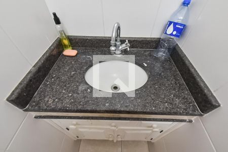 Lavabo de casa à venda com 4 quartos, 300m² em Cambuci, São Paulo