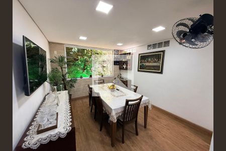 Casa à venda com 2 quartos, 95m² em Horto Florestal, São Paulo