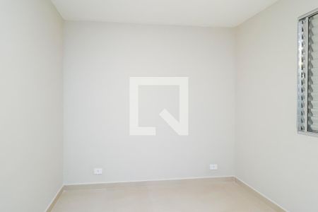 Quarto 2 de apartamento para alugar com 2 quartos, 46m² em Itaquera, São Paulo
