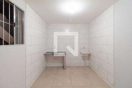 Cozinha e área de serviço de casa para alugar com 1 quarto, 31m² em Vila Silviania, Carapicuíba