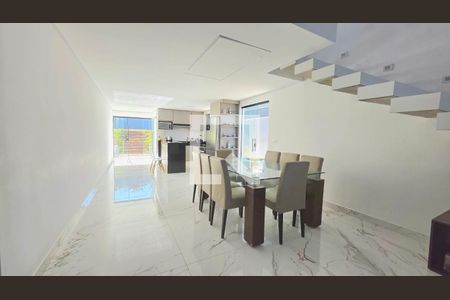 Casa de Condomínio à venda com 3 quartos, 200m² em Lundcéia, Lagoa Santa