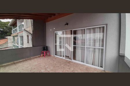 Casa à venda com 4 quartos, 250m² em Bussocaba, Osasco