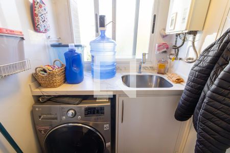 Cozinha de apartamento à venda com 2 quartos, 61m² em Cavalhada, Porto Alegre