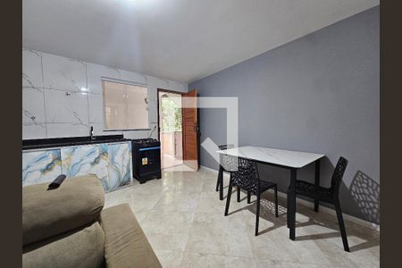 Sala/Cozinha de apartamento para alugar com 1 quarto, 40m² em Brotas, Salvador