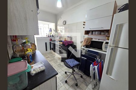 Cozinha de apartamento para alugar com 2 quartos, 68m² em Cidade Ocian, Praia Grande