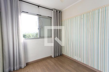 quarto 1 de apartamento para alugar com 2 quartos, 70m² em Parque Assuncao, Taboão da Serra