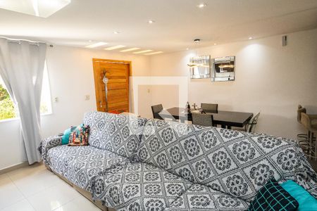 Sala de casa de condomínio para alugar com 2 quartos, 66m² em Campo Grande, Rio de Janeiro