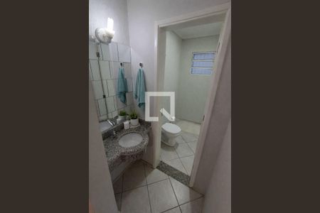 Banheiro  de casa à venda com 4 quartos, 250m² em Parque Jambeiro, Campinas