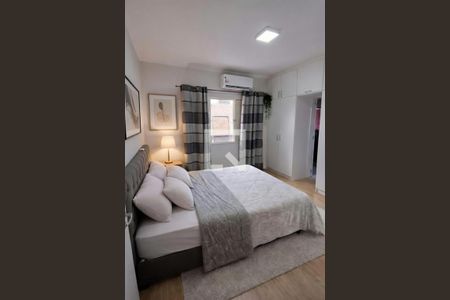 Quarto  de casa à venda com 4 quartos, 250m² em Parque Jambeiro, Campinas