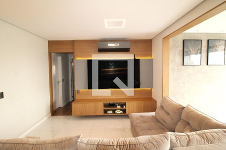 Sala de apartamento à venda com 3 quartos, 108m² em Santa Teresinha, São Paulo