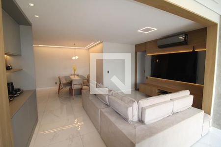 Sala de apartamento à venda com 3 quartos, 108m² em Santa Teresinha, São Paulo