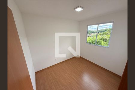 Quarto 2 de apartamento para alugar com 2 quartos, 40m² em Chácara das Pedras, Porto Alegre