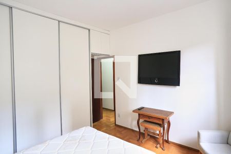 Quarto de apartamento para alugar com 2 quartos, 78m² em Funcionários, Belo Horizonte