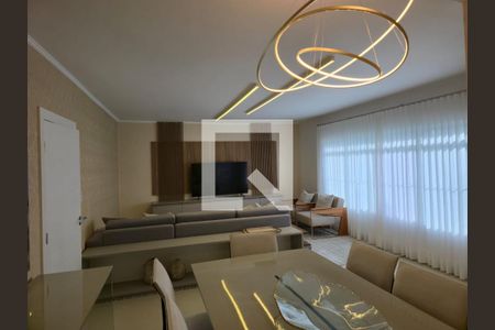 Sala  de casa à venda com 4 quartos, 300m² em Vila Galvão, Guarulhos