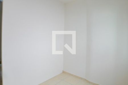 Quarto de casa para alugar com 2 quartos, 88m² em Parque Maria Helena, São Paulo