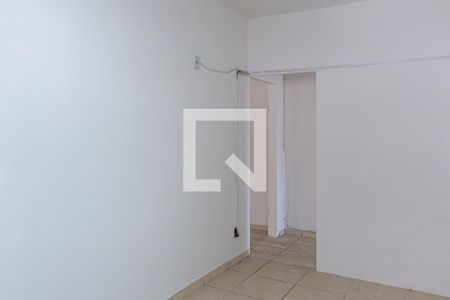 Sala de casa para alugar com 2 quartos, 88m² em Parque Maria Helena, São Paulo