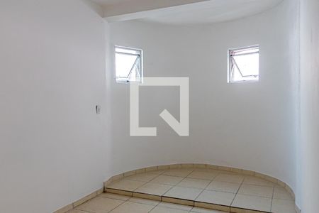 Sala de casa para alugar com 2 quartos, 88m² em Parque Maria Helena, São Paulo