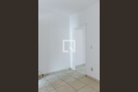 Casa para alugar com 2 quartos, 88m² em Parque Maria Helena, São Paulo