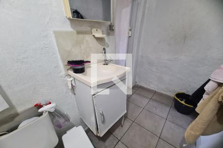 Banheiro de casa para alugar com 1 quarto, 200m² em São Lucas, São Paulo