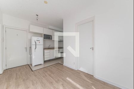 Sala de apartamento para alugar com 2 quartos, 45m² em Santo Amaro, São Paulo