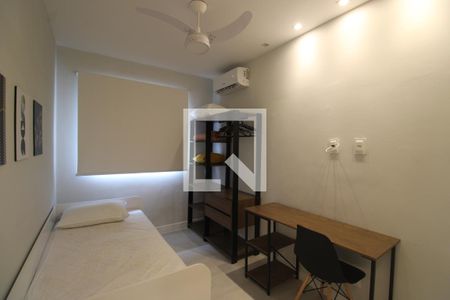 Quarto 1 de apartamento para alugar com 3 quartos, 75m² em Recreio dos Bandeirantes, Rio de Janeiro