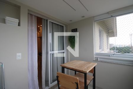 Sala - Varanda de apartamento para alugar com 3 quartos, 75m² em Recreio dos Bandeirantes, Rio de Janeiro