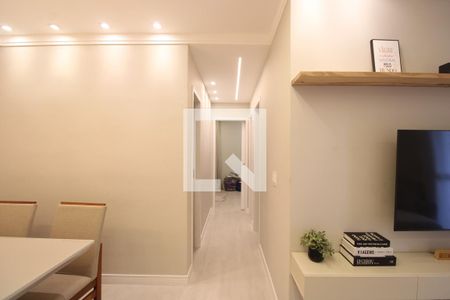 Sala - Corredor de apartamento para alugar com 3 quartos, 75m² em Recreio dos Bandeirantes, Rio de Janeiro