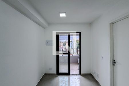 Sala de kitnet/studio para alugar com 1 quarto, 24m² em Cambuci, São Paulo