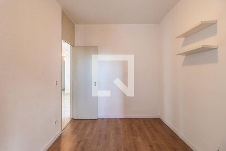 Quarto 1 de apartamento para alugar com 3 quartos, 72m² em Alphaville Industrial, Barueri