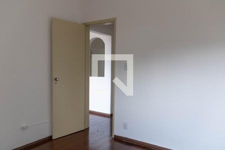 Quarto 1 de apartamento para alugar com 1 quarto, 71m² em Padre Eustáquio, Belo Horizonte