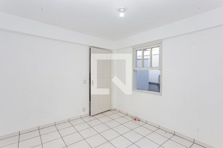 Quarto 1 de casa para alugar com 2 quartos, 45m² em Vila Gumercindo, São Paulo