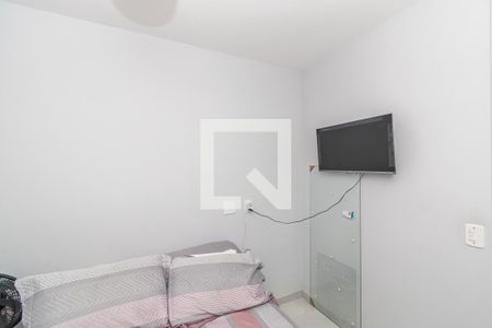 Quarto 1 de apartamento para alugar com 2 quartos, 45m² em Bonsucesso, Rio de Janeiro