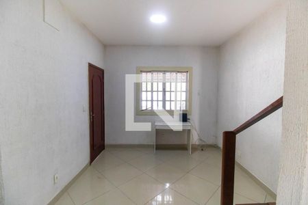 Sala de casa à venda com 3 quartos, 300m² em Vila Progresso, Niterói