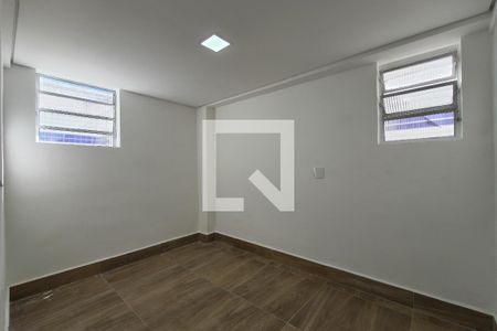 Quarto 2 de apartamento para alugar com 2 quartos, 70m² em Guilhermina, Praia Grande