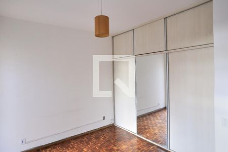 Suíte de apartamento para alugar com 3 quartos, 146m² em Santa Efigênia, Belo Horizonte