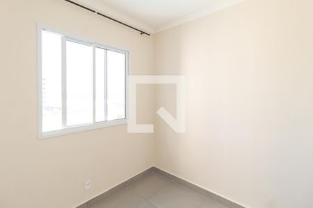 Quarto de apartamento para alugar com 2 quartos, 47m² em Vila Sul Americana, Carapicuíba