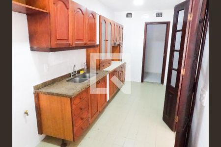 Casa à venda com 4 quartos, 225m² em Barra da Tijuca, Rio de Janeiro