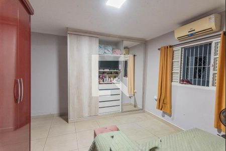 Suíte 1 de casa à venda com 3 quartos, 242m² em Recanto do Sol Ii, Campinas
