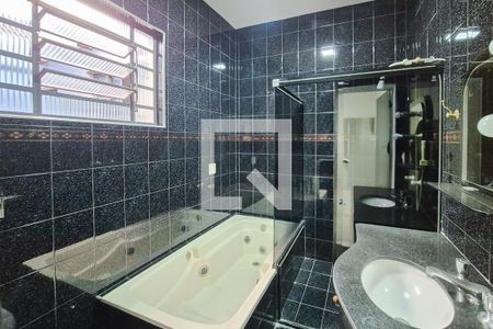 Banheiro da Suíte de casa à venda com 2 quartos, 160m² em Paulicéia, São Bernardo do Campo