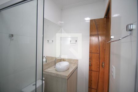 Banheiro 2 de casa para alugar com 2 quartos, 100m² em Cidade Satelite Santa Barbara, São Paulo