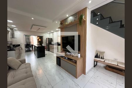 Sala de casa de condomínio à venda com 2 quartos, 118m² em Alphaville, Santana de Parnaíba