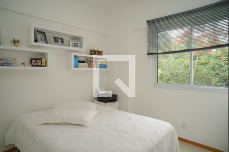 Quarto 2 de apartamento à venda com 3 quartos, 104m² em Camboinhas, Niterói