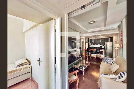 Quarto 1 de apartamento para alugar com 2 quartos, 90m² em Leblon, Rio de Janeiro