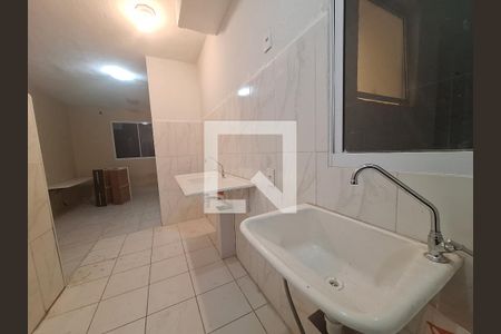 Sala/cozinha de apartamento para alugar com 2 quartos, 33m² em Caxangá, Suzano